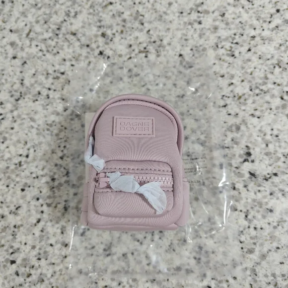 Dagne Dover limited edition Dakota Keychain (wild rose) - Picture 7 of 10